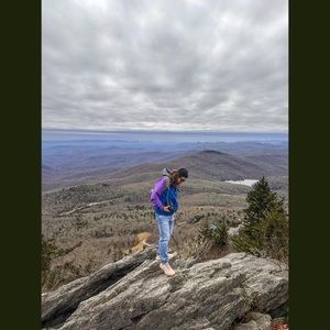 Meet your Posher, Emanuel